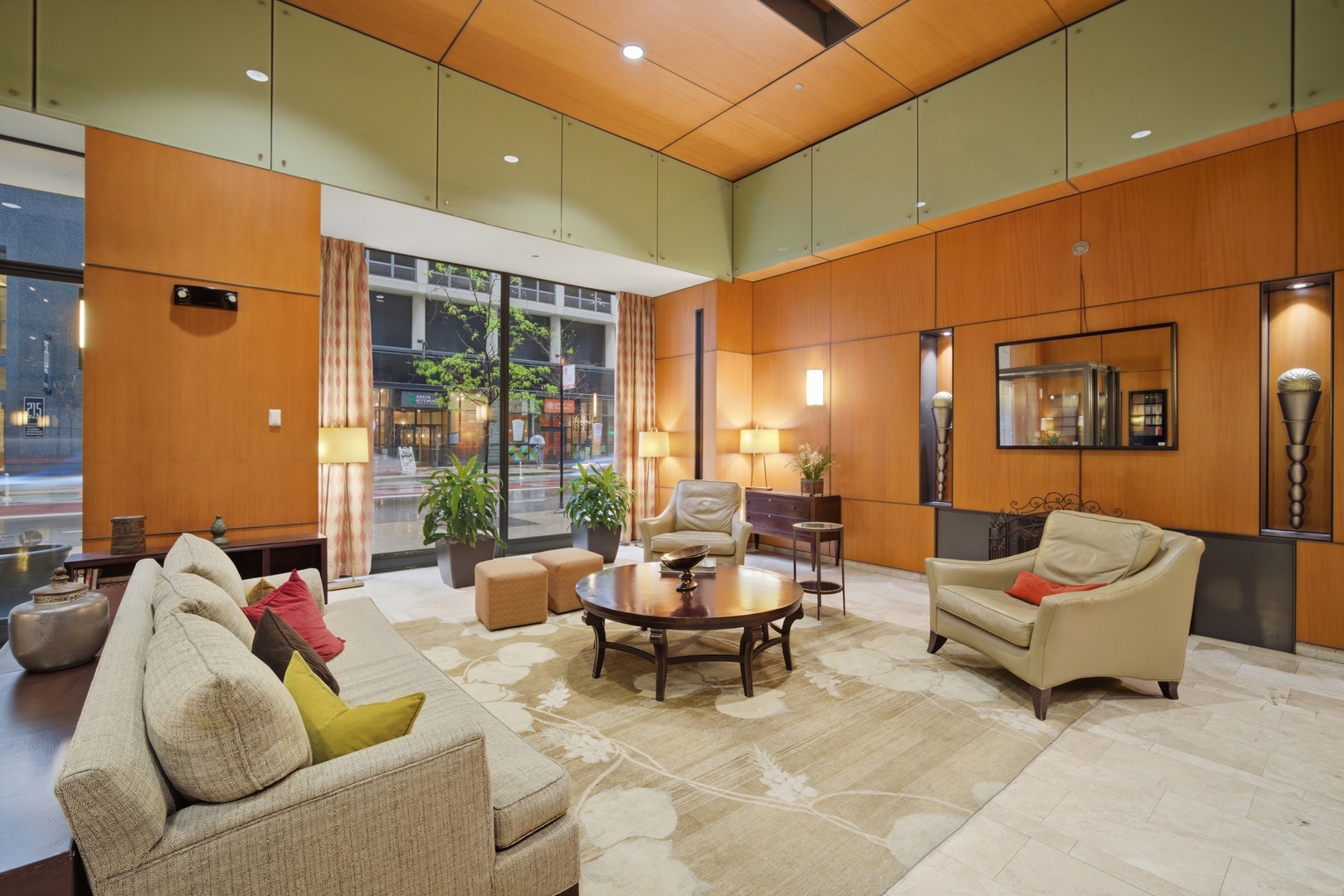 2nd image of 208 W Washington St #910, Chicago, IL 60606 | MLS# 12706606