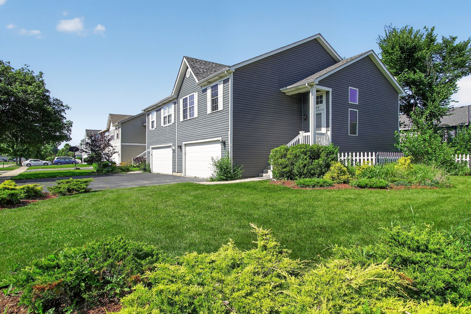 Homes for sale in Oswego, IL | 440 Newport Cir, Oswego, IL 60543 | MLS# 12706613