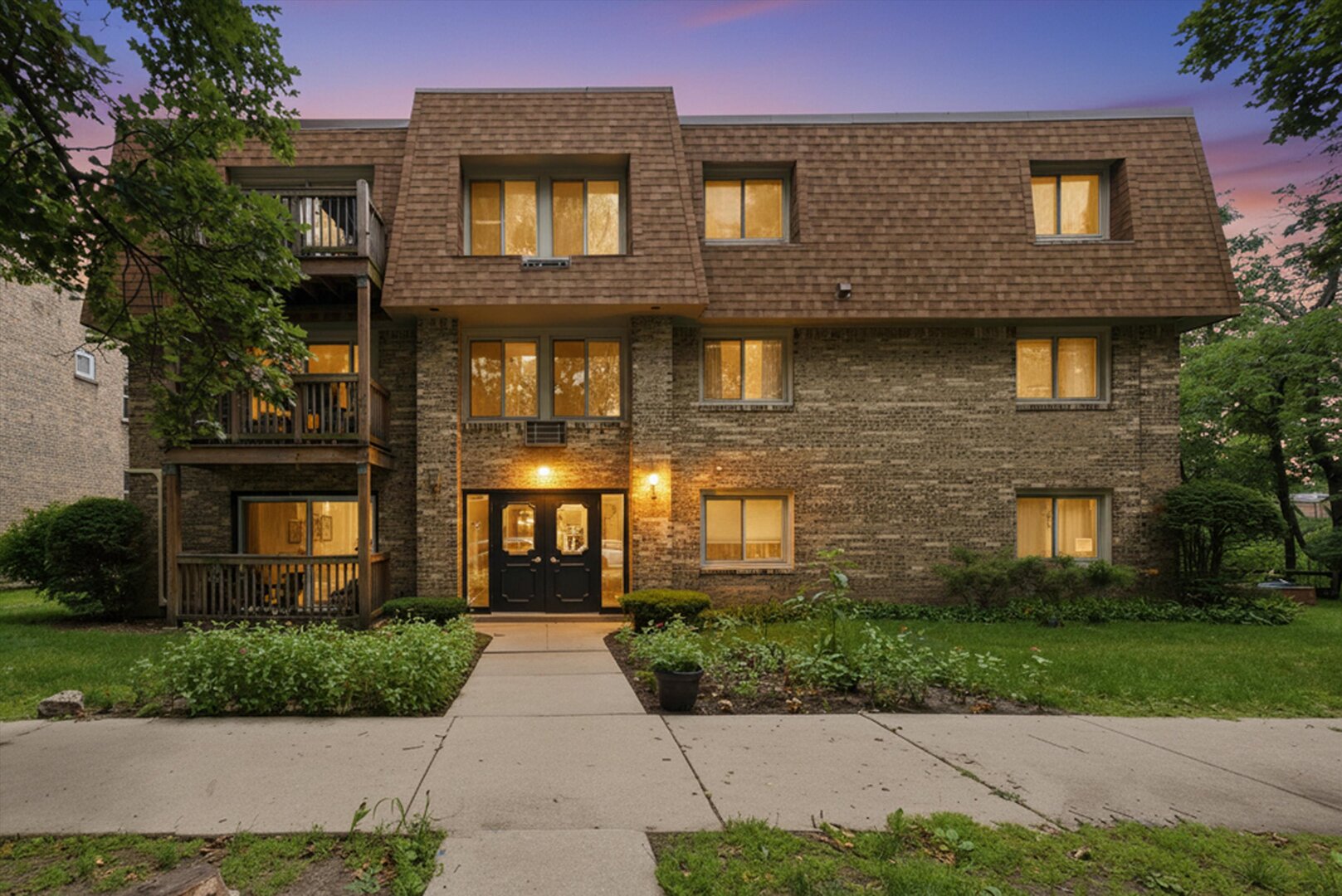 Homes for sale in Chicago, IL | 2619 W Agatite Ave #3H, Chicago, IL 60625 | MLS# 12706619
