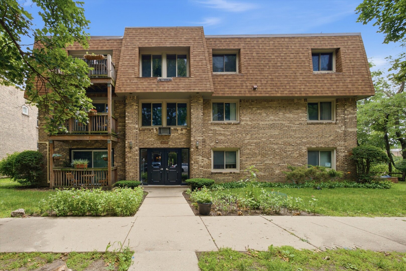 Homes for sale in Chicago, IL | 2619 W Agatite Ave #3H, Chicago, IL 60625 | MLS# 12706619