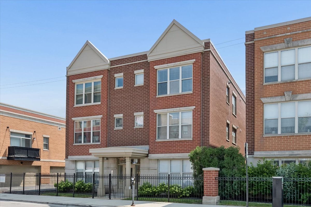 1st image of 1341 N Halsted St #3N, Chicago, IL 60642 | MLS# 12706629