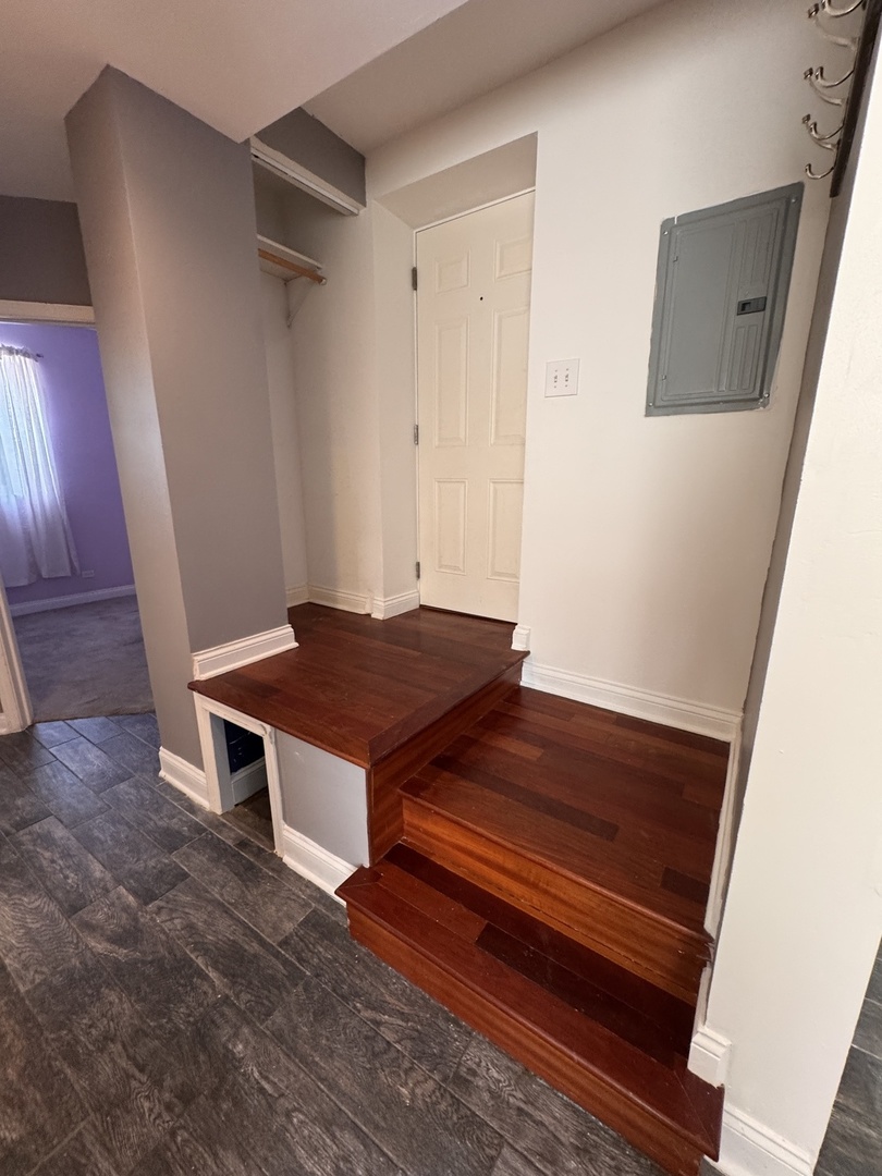 5th image of 7229 W Palmer St, Elmwood Park, IL 60707