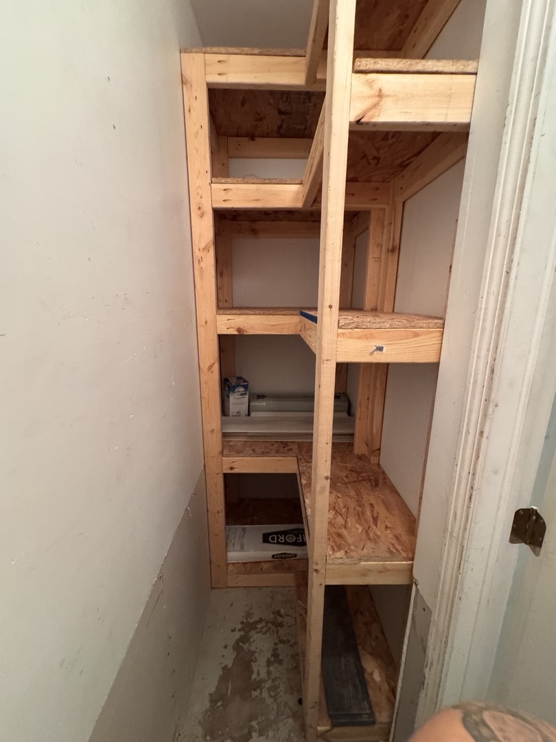2nd image of 7229 W Palmer St, Elmwood Park, IL 60707