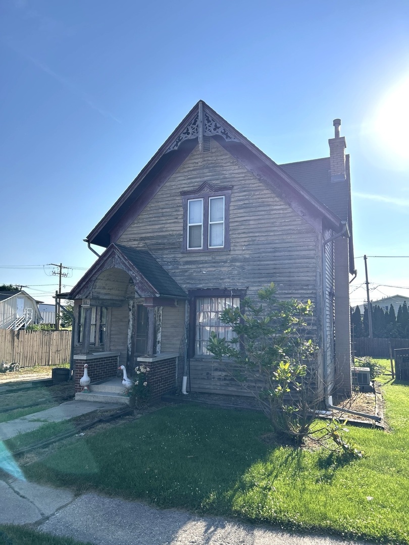 2nd image of 9905 Main St, Hebron, IL 60034 | MLS# 12706668