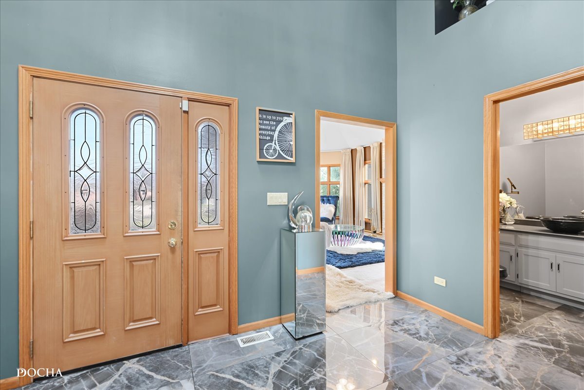 2nd image of 365 E Pine Meadow Ct, Morris, IL 60450 | MLS# 12706798