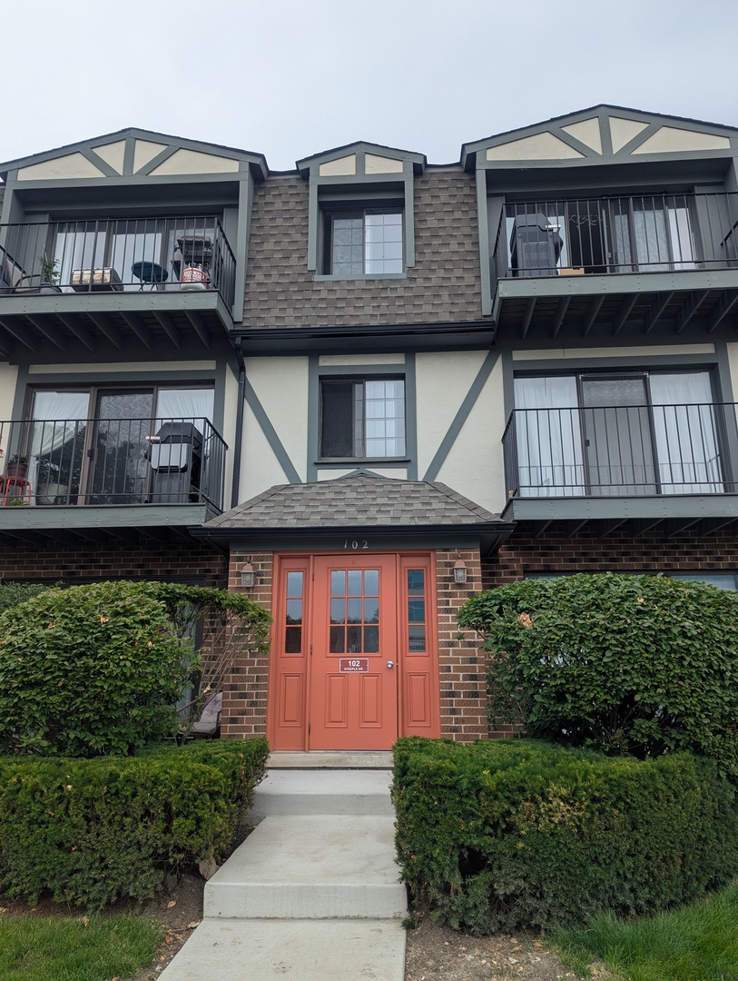 Homes for sale in Buffalo Grove, IL | 102 Steeple Dr #F, Buffalo Grove, IL 60089 | MLS# 12706819