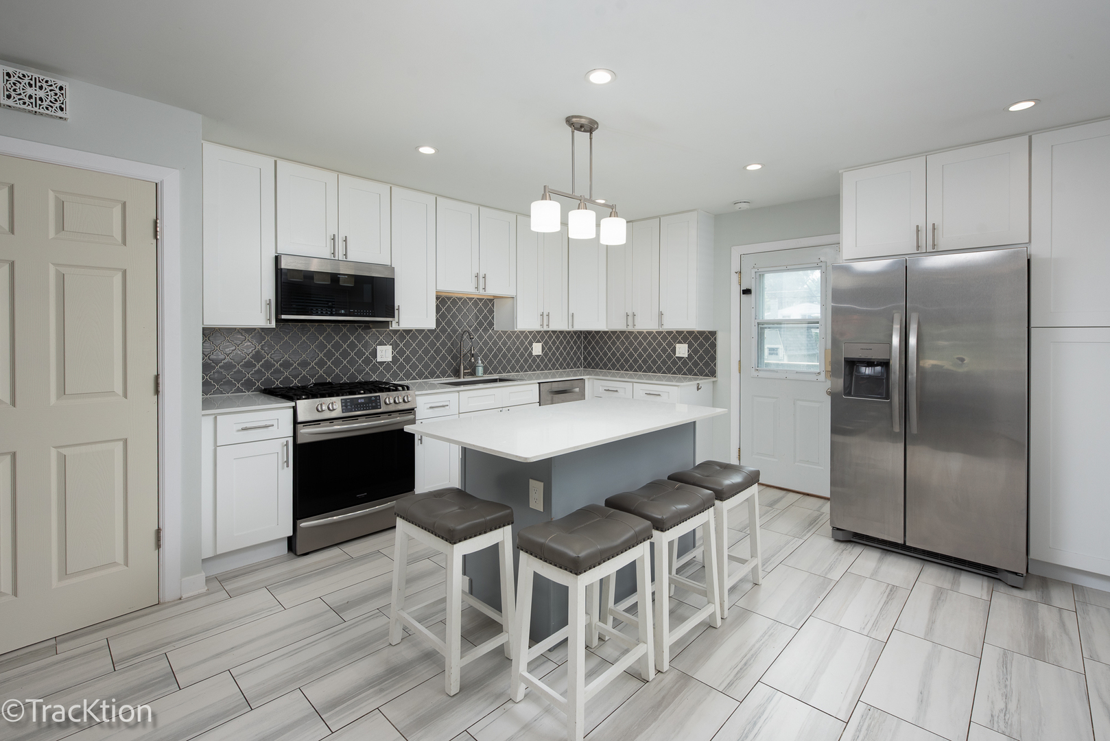 5th image of 579 Coolidge Ave, Glen Ellyn, IL 60137 | MLS# 12706832