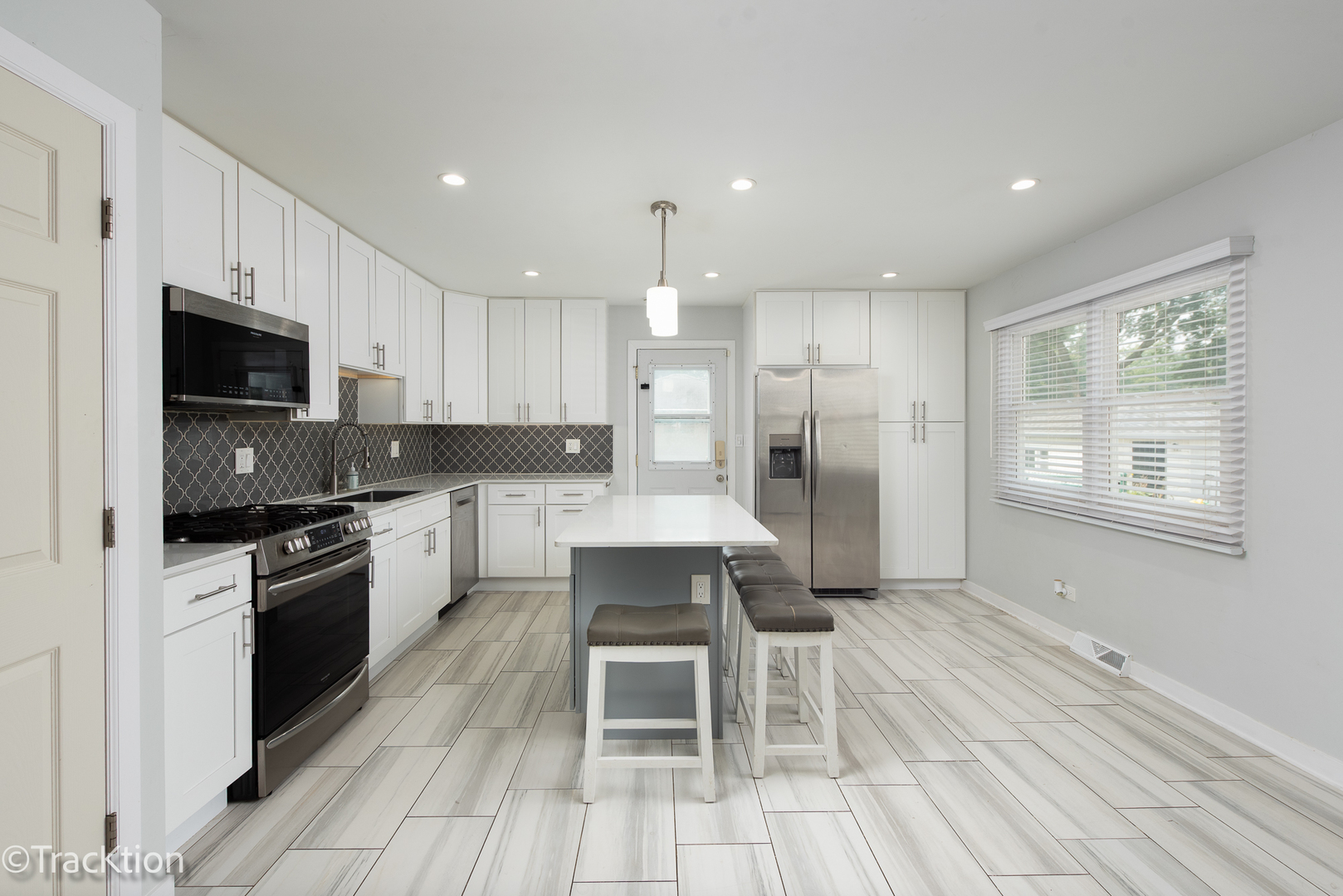 4th image of 579 Coolidge Ave, Glen Ellyn, IL 60137 | MLS# 12706832