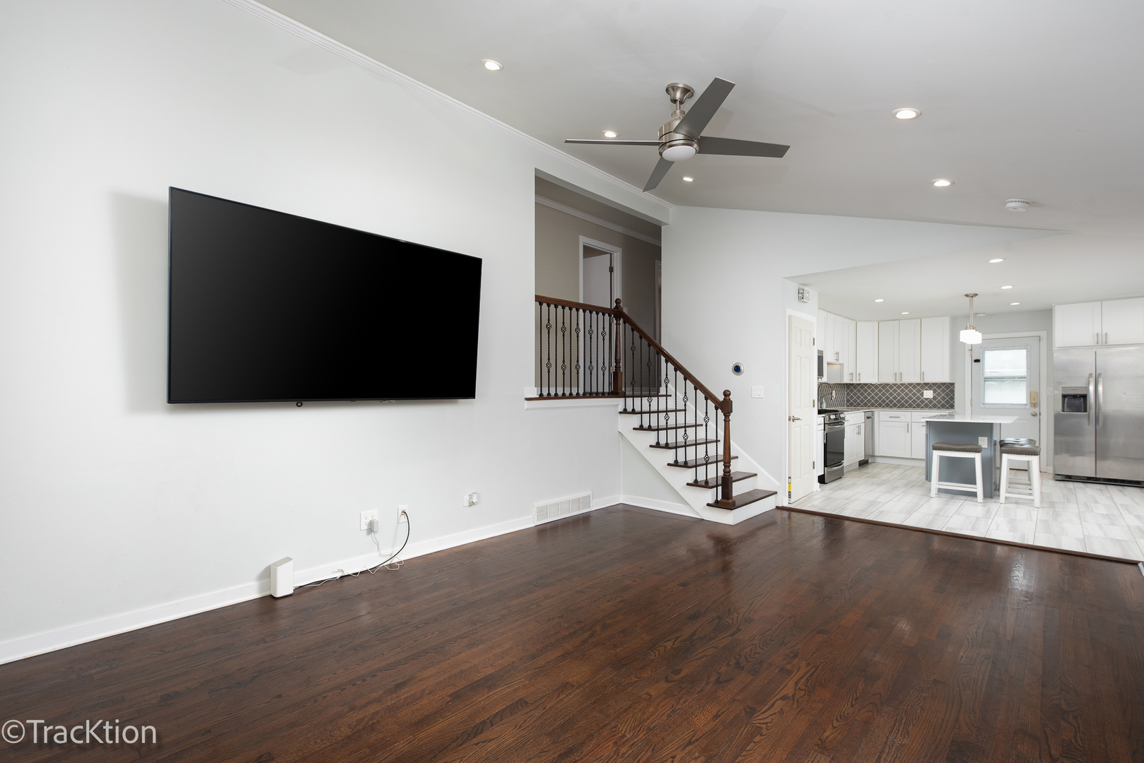 3rd image of 579 Coolidge Ave, Glen Ellyn, IL 60137 | MLS# 12706832