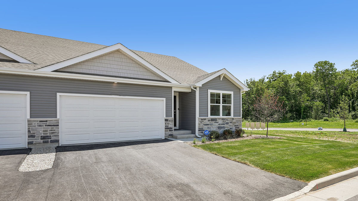 1st image of 794b Concord Cir, Burlington, WI 53105 | MLS# 12706904