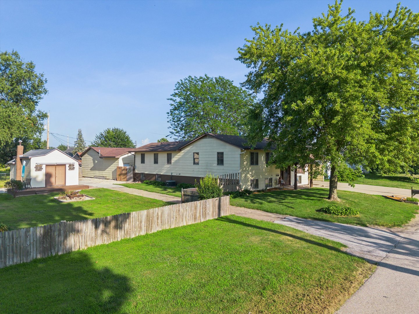 Homes for sale in Colona, IL | 710 3rd St, Colona, IL 61241 | MLS# 12706916
