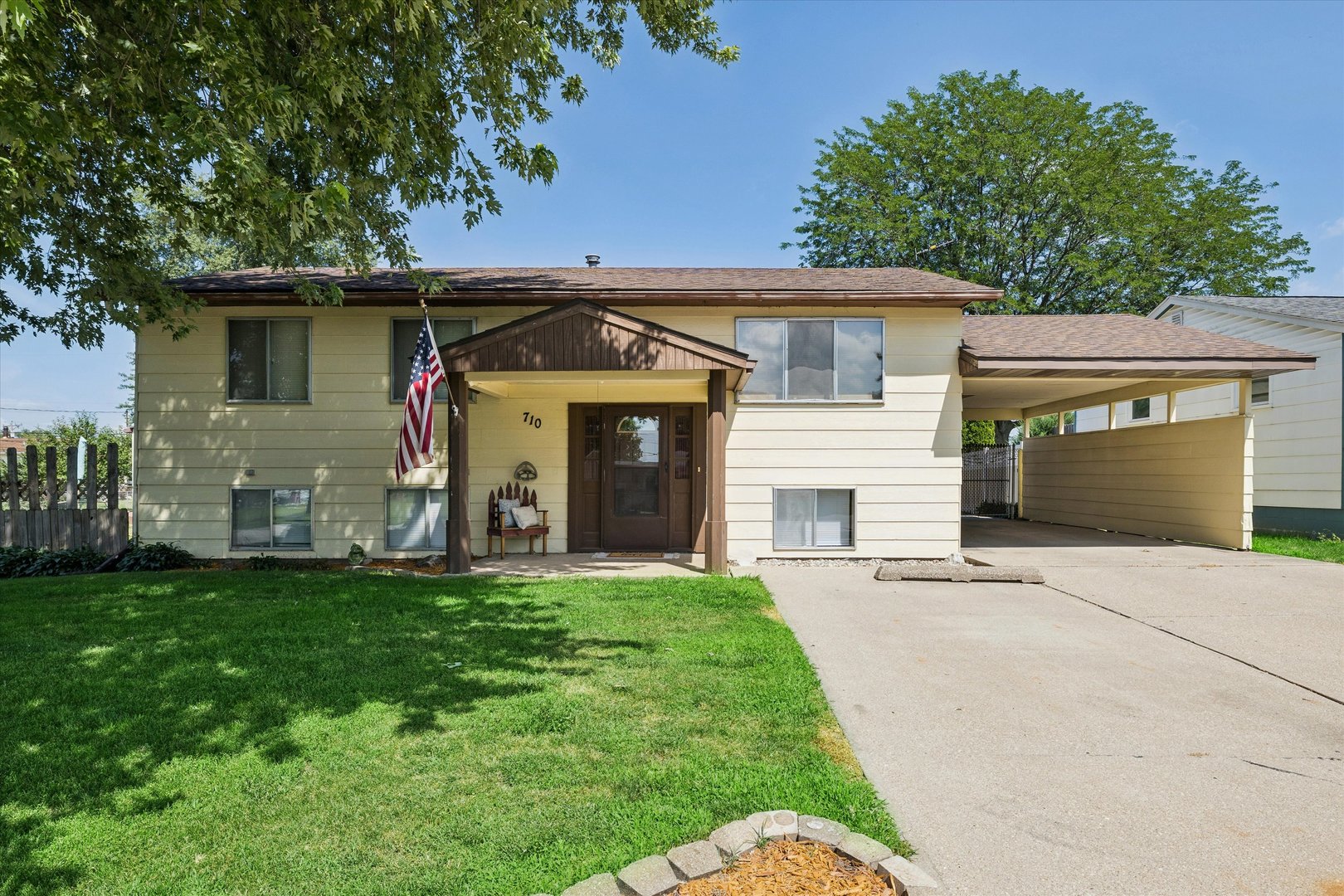 Homes for sale in Colona, IL | 710 3rd St, Colona, IL 61241 | MLS# 12706916