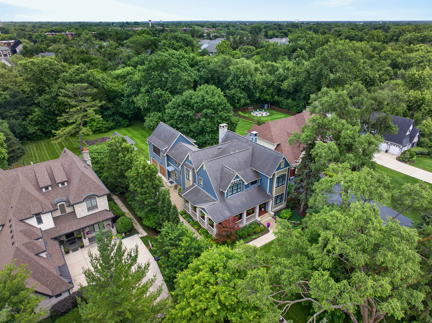 3rd image of 6421 Bentley Ave, Willowbrook, IL 60527 | MLS# 12706967