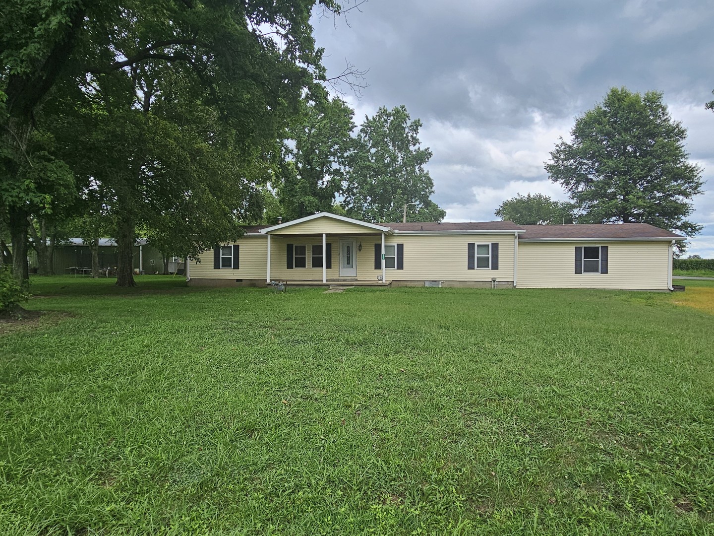 5th image of 311 S Sycamore St, Keenes, IL 62851 | MLS# 12706975