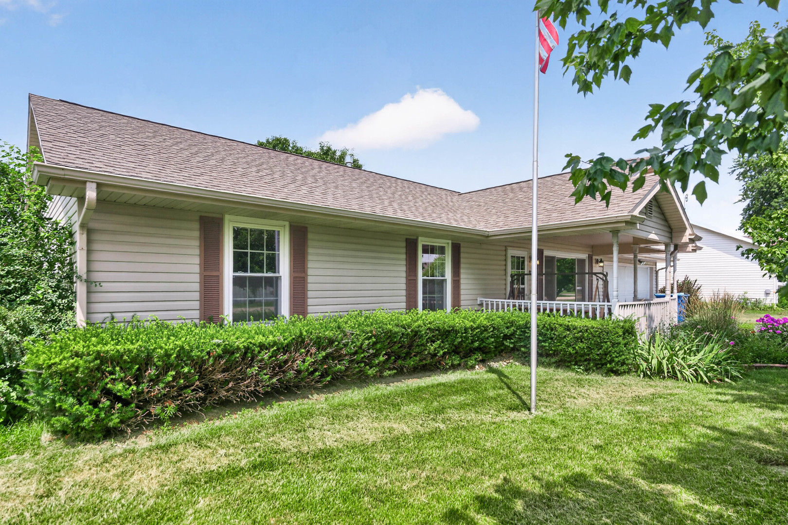 Homes for sale in Amboy, IL | 412 Spruce Ln, Amboy, IL 61310 | MLS# 12706976