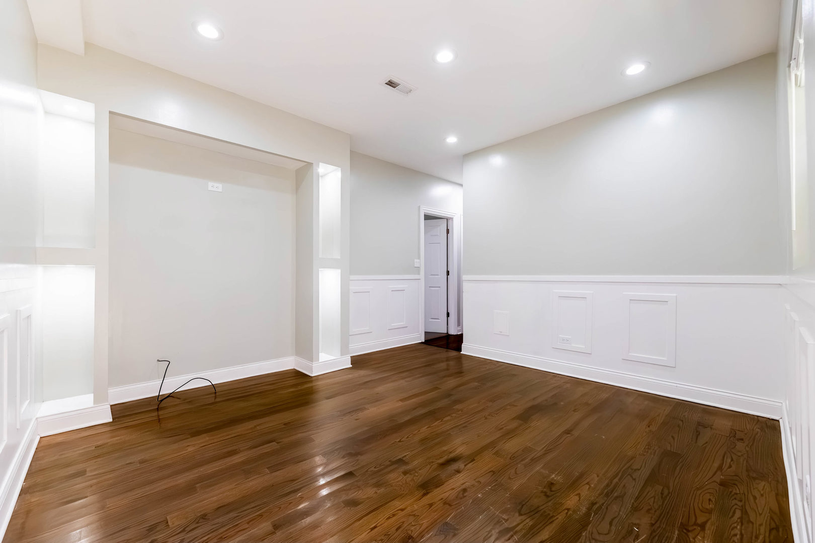 3rd image of 2746 W 47Th St, Chicago, IL 60632 | MLS# 12706983
