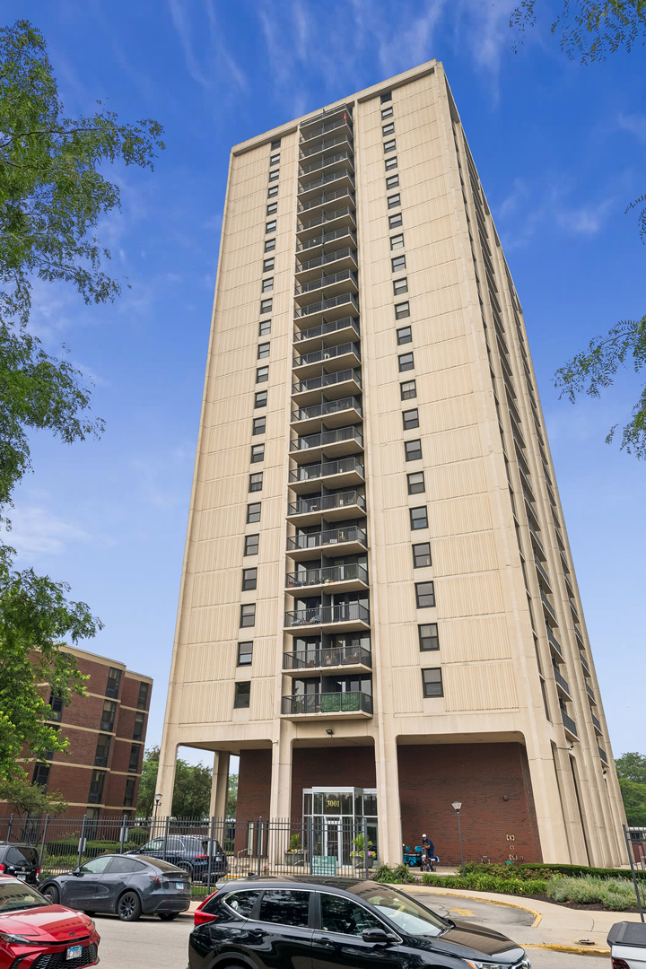 Homes for sale in Chicago, IL | 3001 S Michigan Ave #2105, Chicago, IL 60616 | MLS# 12706994