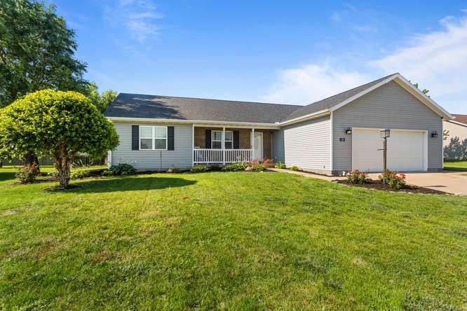 Homes for sale in Fisher, IL | 509 Landen Ln, Fisher, IL 61843 | MLS# 12707029