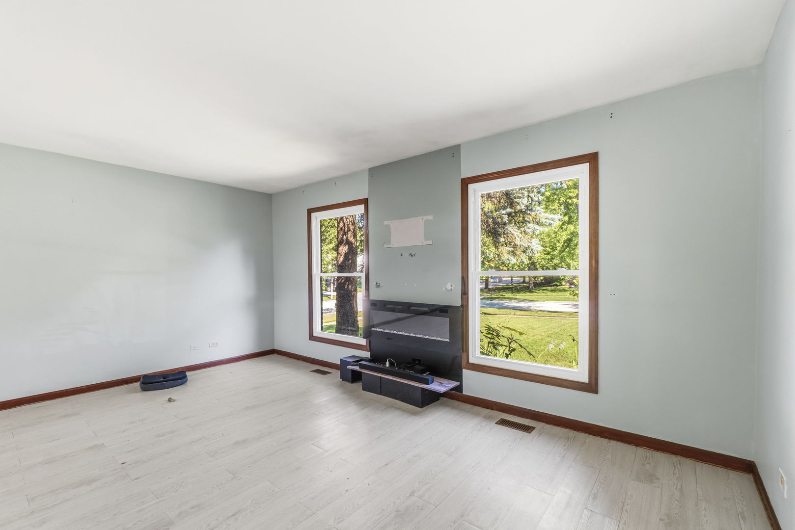 Homes for sale in Buffalo Grove, IL | 725 Old Post Rd, Buffalo Grove, IL 60089 | MLS# 12707176