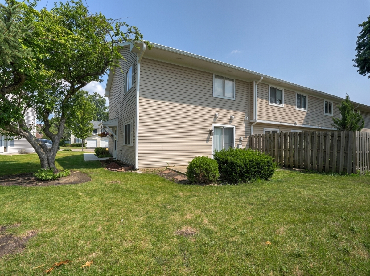 3rd image of 536 Alton Ct, Carol Stream, IL 60188 | MLS# 12707179