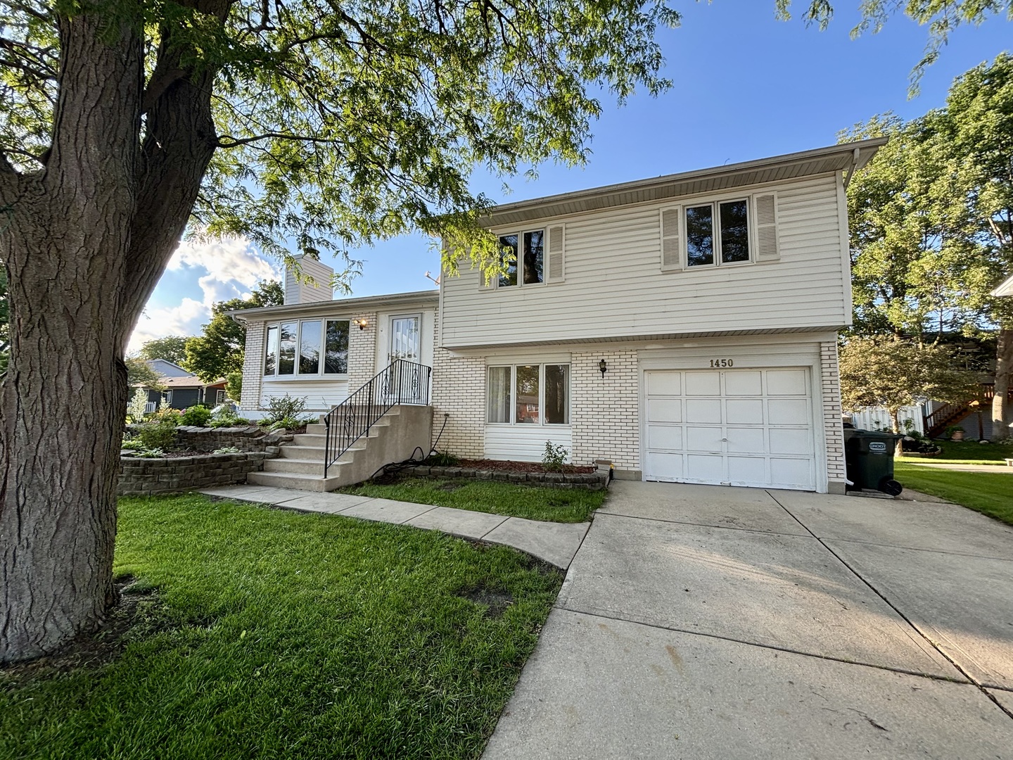 1st image of 1450 Sturbridge Ct, Hoffman Estates, IL 60192 | MLS# 12707195