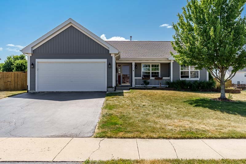 Homes for sale in Roscoe, IL | 5649 Thribble Cross, Roscoe, IL 61073 | MLS# 12707198