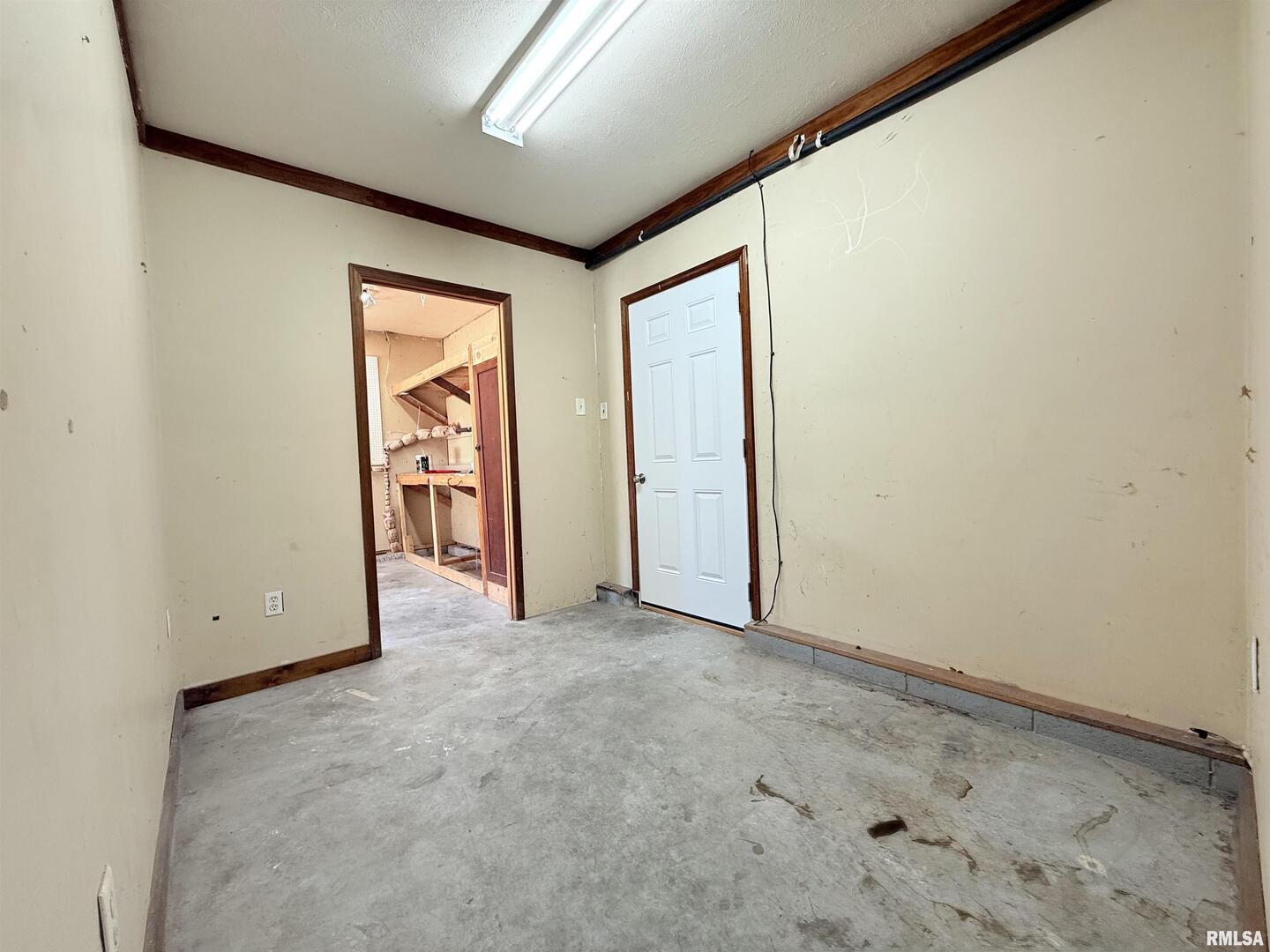 22nd image of 123 W College St, Harrisburg, IL 62946 | MLS# 12707211