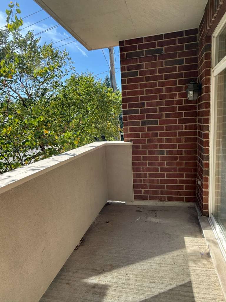 Homes for sale in Palatine, IL | 77 N Quentin Rd #202, Palatine, IL 60067 | MLS# 12707257