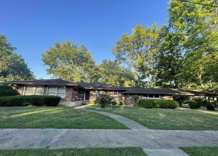 Homes for sale in Murphysboro, IL | 804 N 22nd St, Murphysboro, IL 62966 | MLS# 12707278