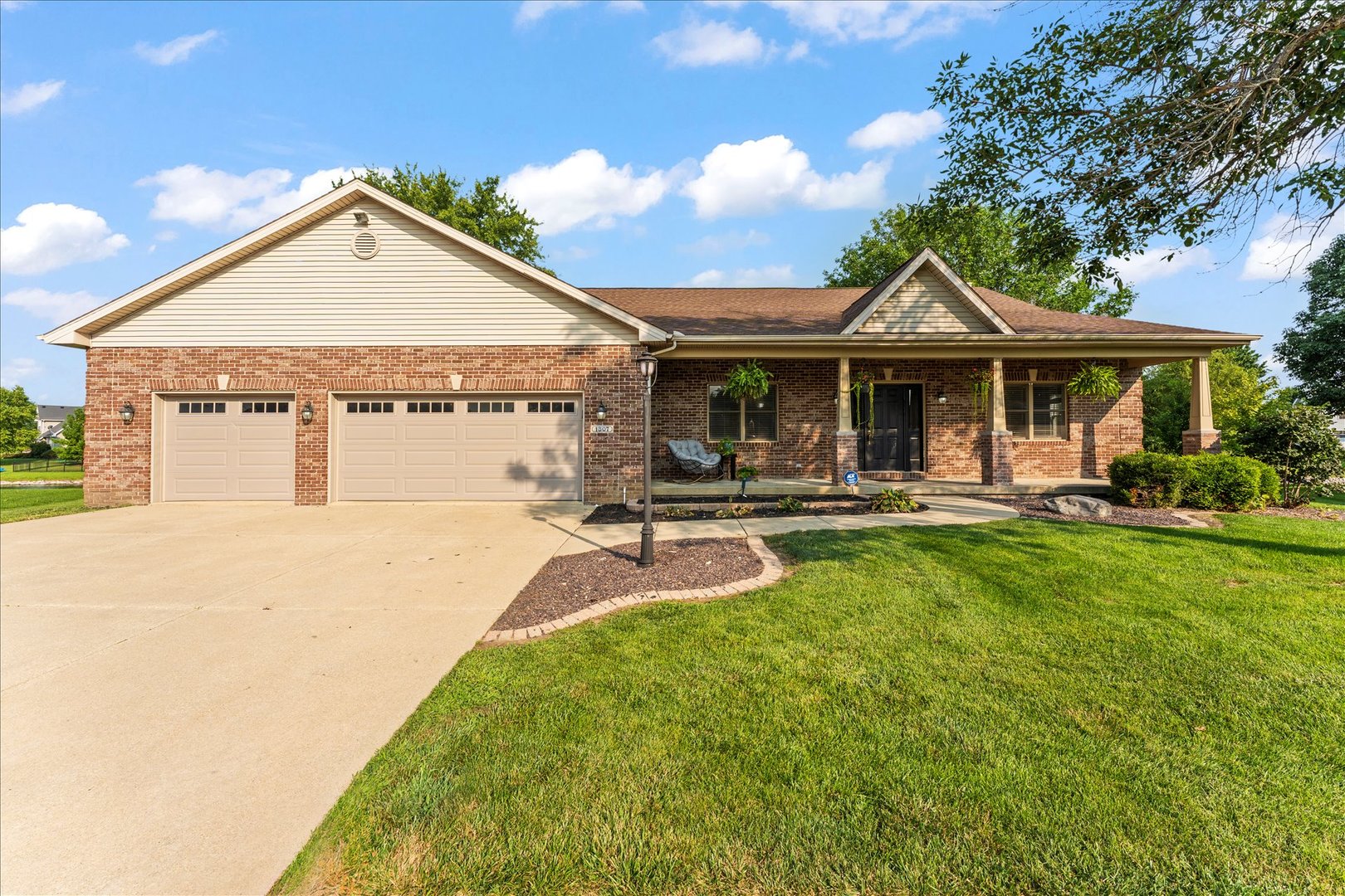 1st image of 1807 Cypress Pointe Ct, Mahomet, IL 61853 | MLS# 12707333
