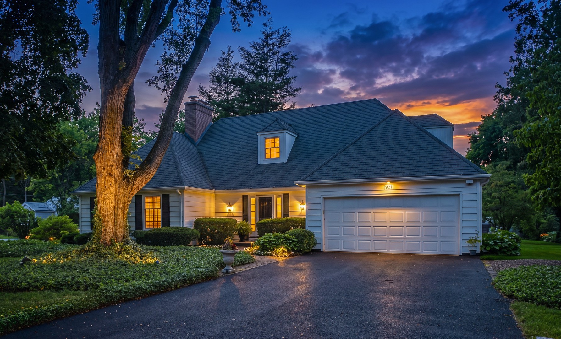image of 921 Ray St, Geneva, IL 60134 | MLS# 12707345