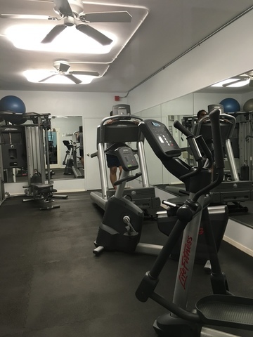 3rd image of 6157 N Sheridan Rd #18E, Chicago, IL 60660 | MLS# 12707356