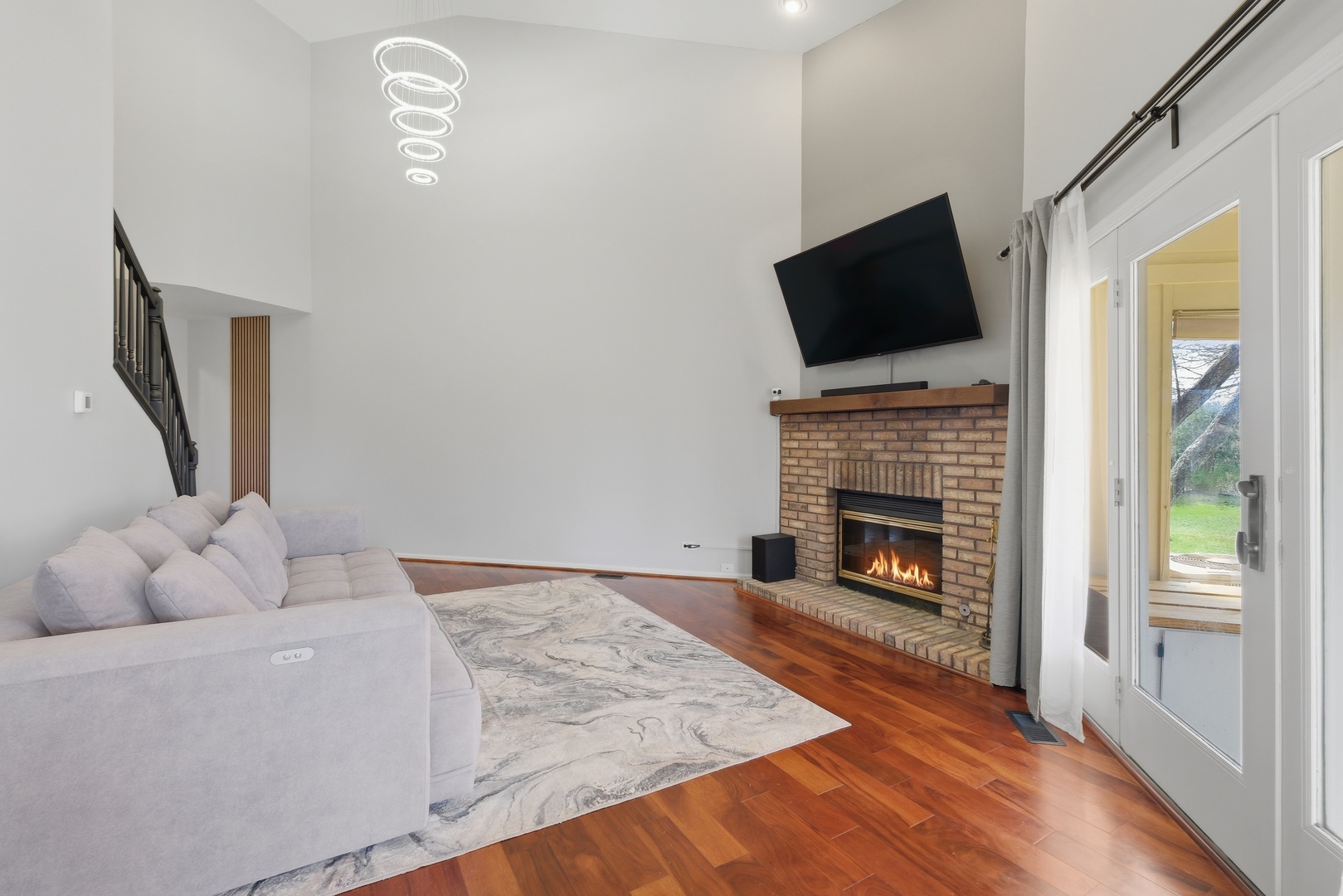 5th image of 1729 Pebble Beach Ct, Hoffman Estates, IL 60169 | MLS# 12707358
