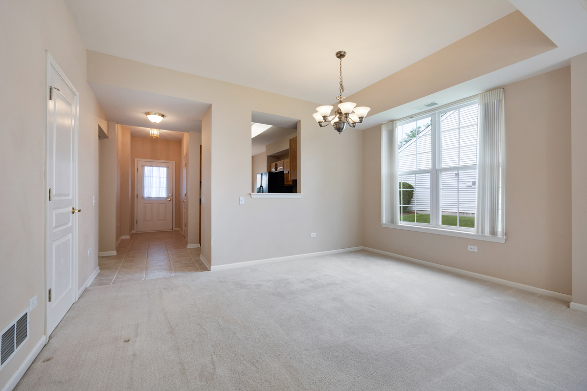 2nd image of 12452 Wedgemere Dr, Huntley, IL 60142 | MLS# 12707375