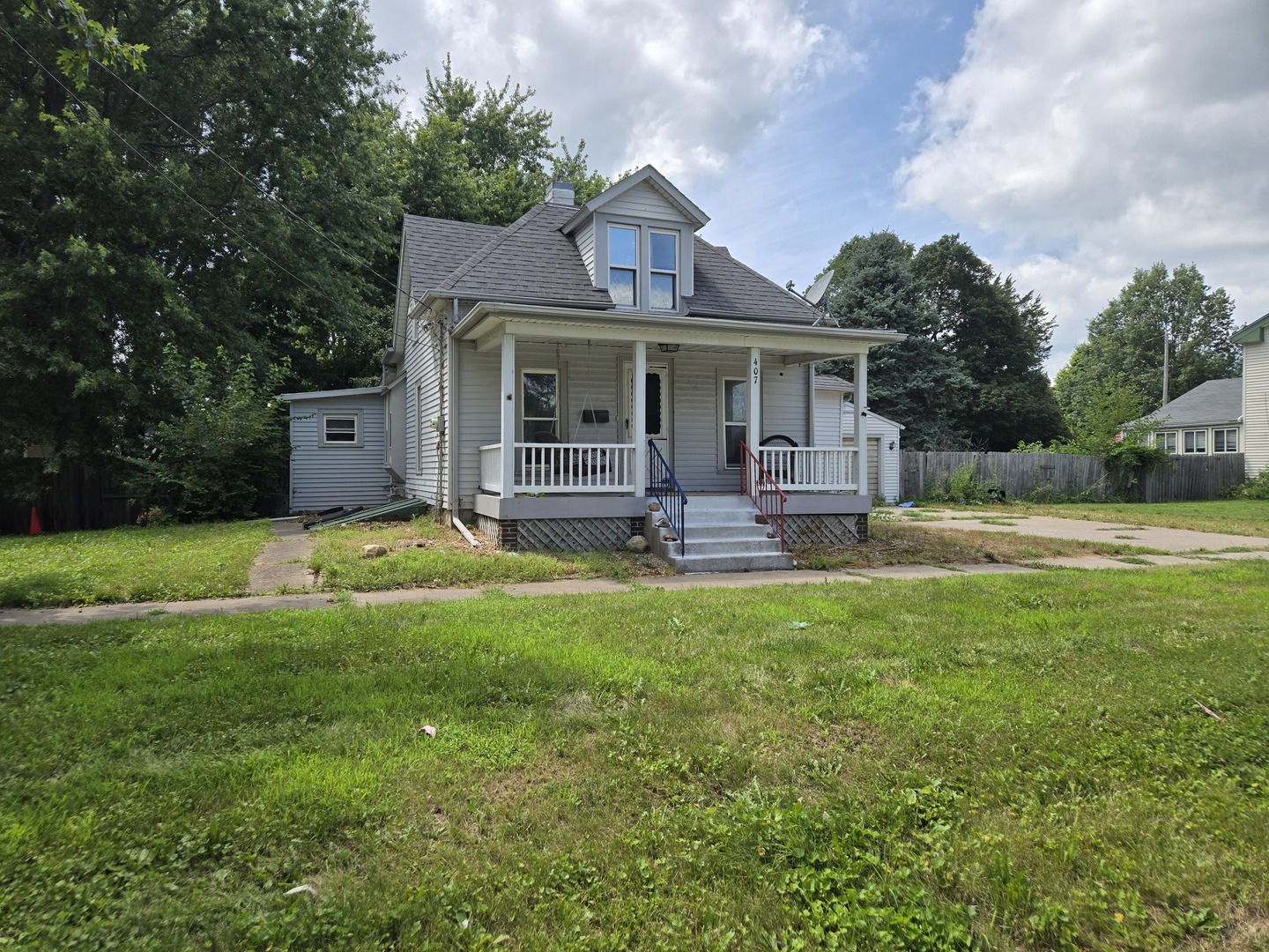Homes for sale in Aledo, IL | 407 Ne 3rd Ave, Aledo, IL 61231 | MLS# 12707391