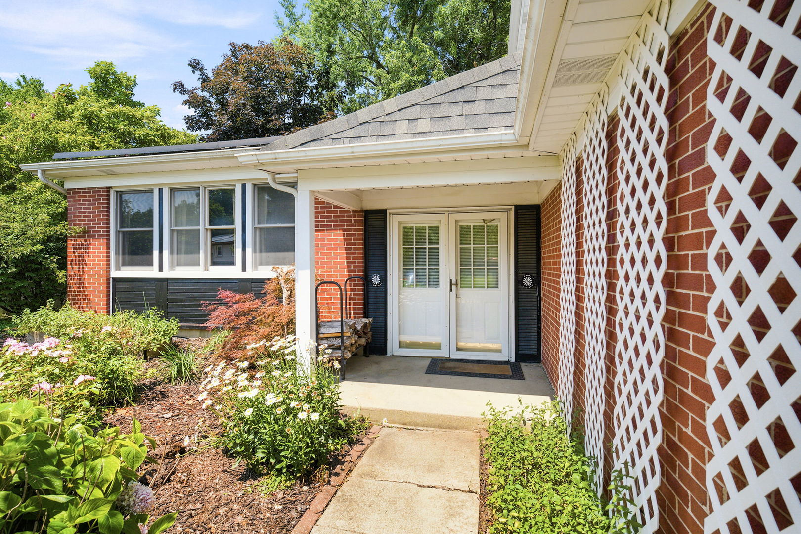 2nd image of 337 Huntington Wy, Bolingbrook, IL 60440 | MLS# 12707409