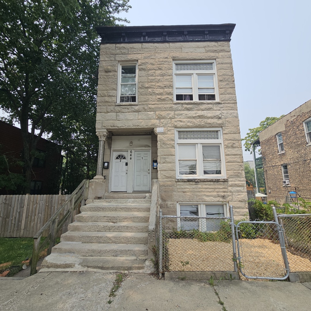 2nd image of 644 N Albany Ave, Chicago, IL 60612 | MLS# 12707427