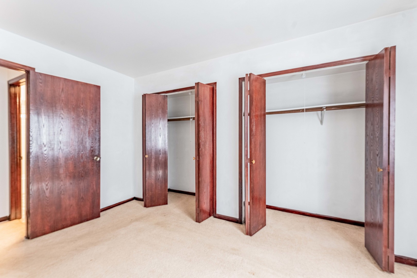 5th image of 15805 Peggy Ln, Oak Forest, IL 60452 | MLS# 12707448