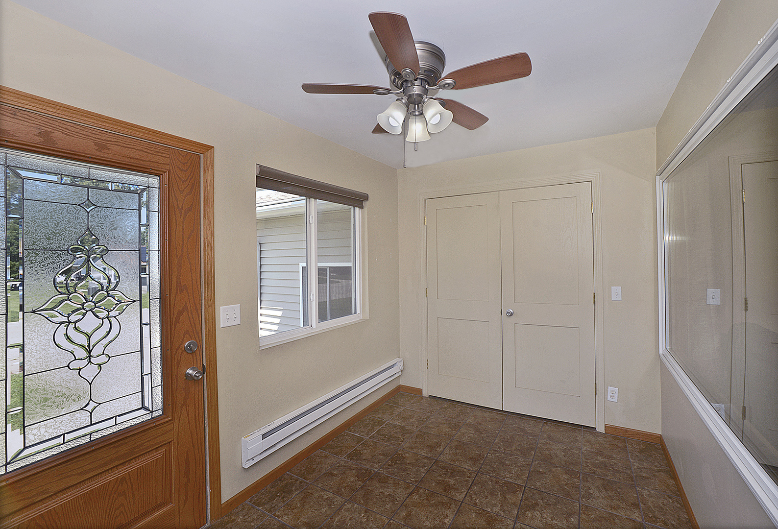 3rd image of 704 Fort St, Ottawa, IL 61350 | MLS# 12707502