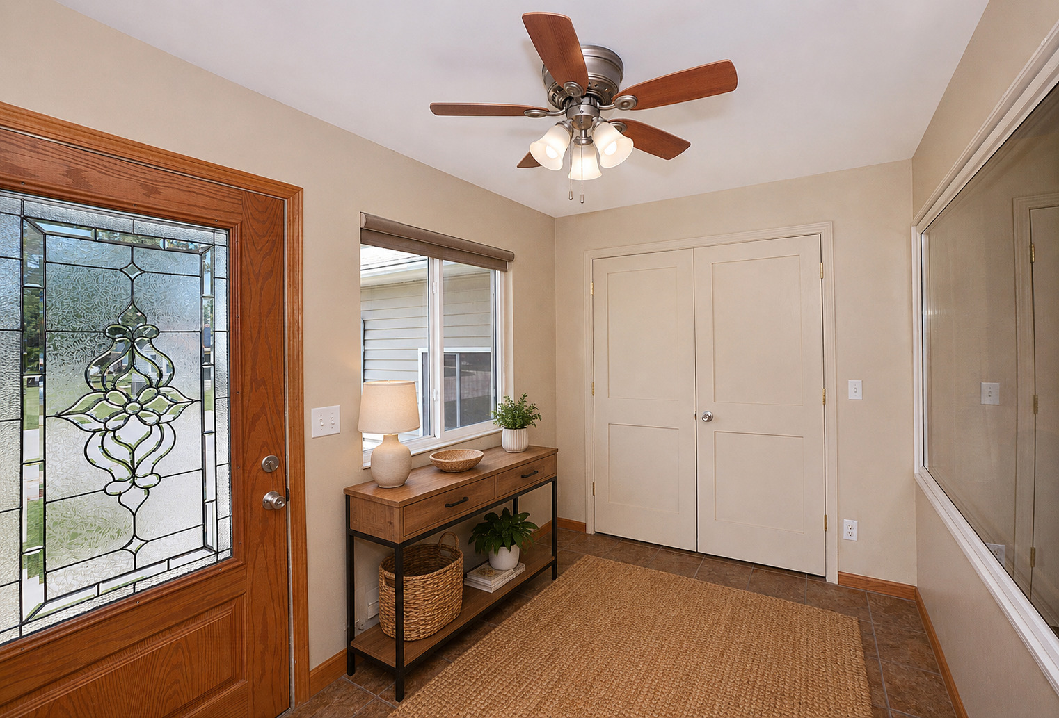 2nd image of 704 Fort St, Ottawa, IL 61350 | MLS# 12707502