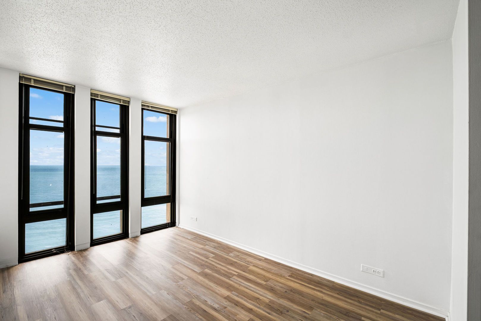 5th image of 6700 S South Shore Dr #24K, Chicago, IL 60649 | MLS# 12707553