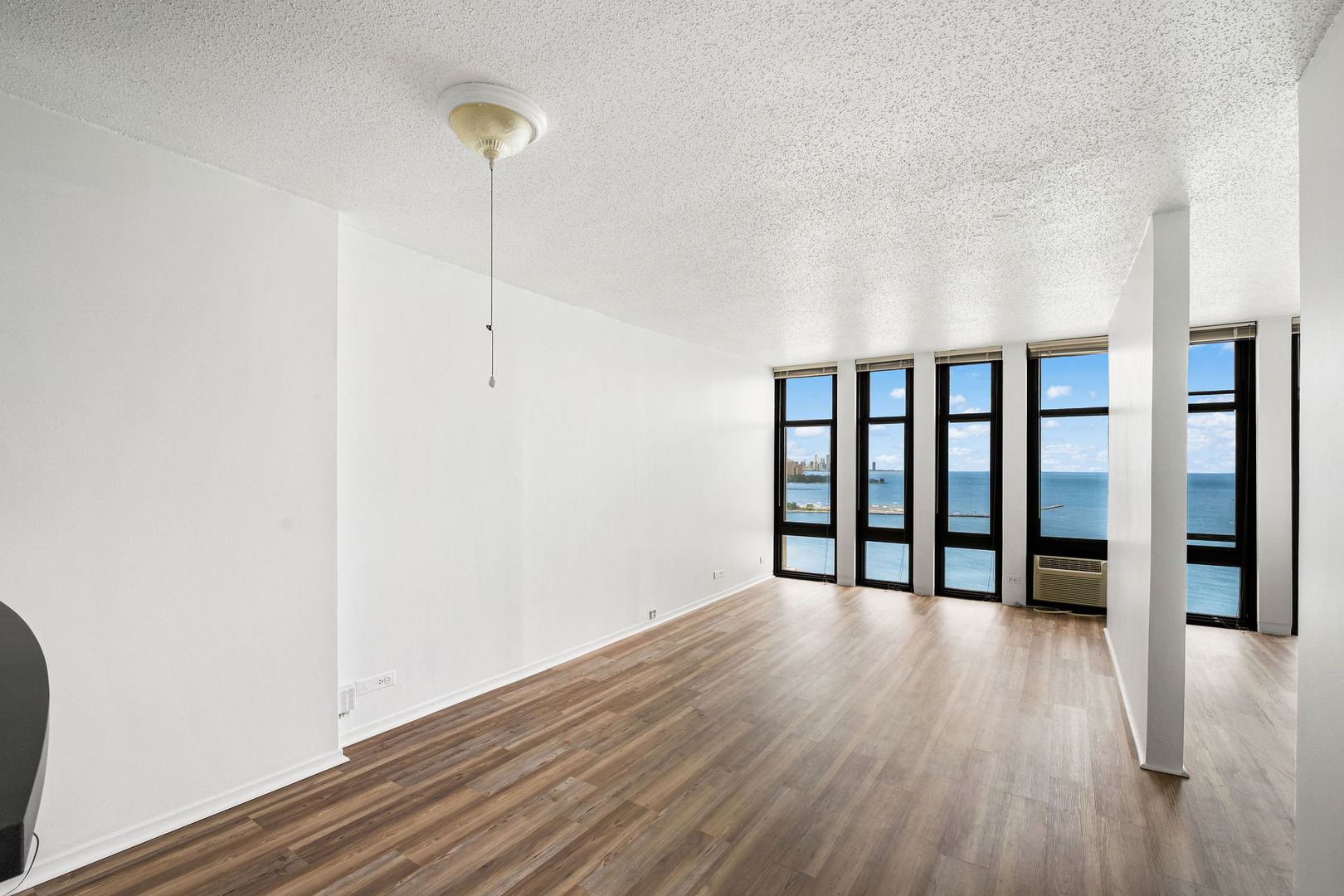 3rd image of 6700 S South Shore Dr #24K, Chicago, IL 60649 | MLS# 12707553