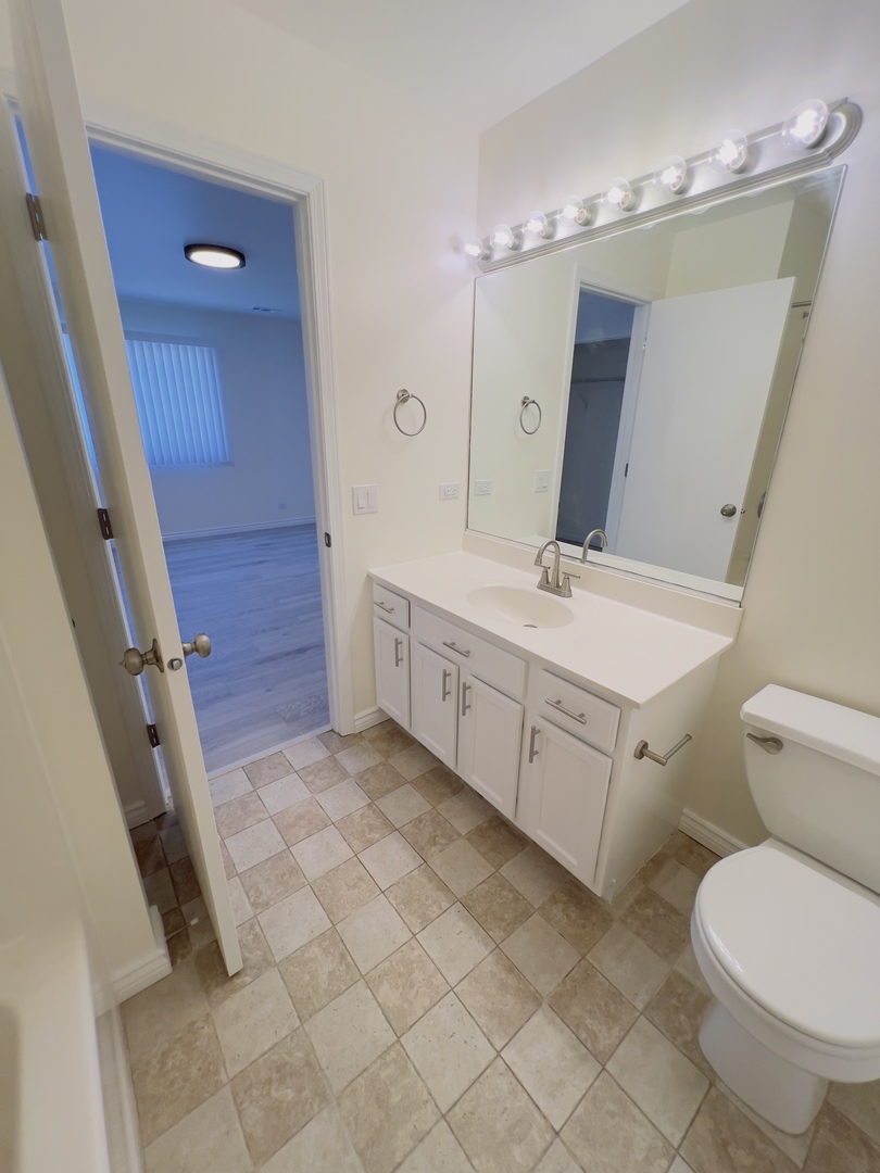5th image of 607 Buckskin Ln #607, Carpentersville, IL 60110 | MLS# 12707563