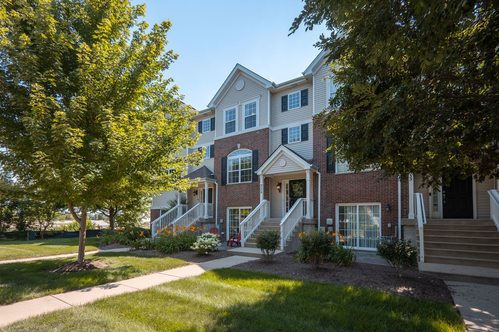 Homes for sale in Oswego, IL | 335 Lakeshore Dr, Oswego, IL 60543 | MLS# 12707573