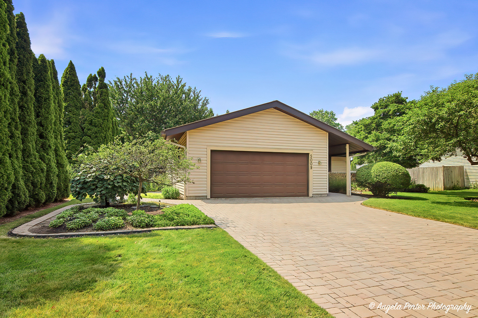 2nd image of 5009 Sandburg Dr, Mc Henry, IL 60050 | MLS# 12707576