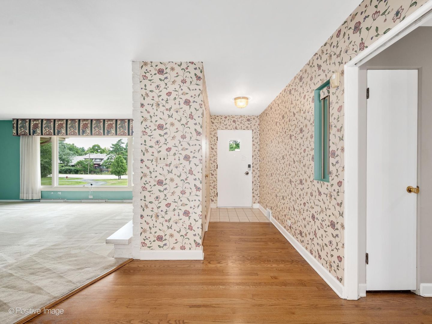 3rd image of 16W055 63Rd St, Willowbrook, IL 60527 | MLS# 12707587