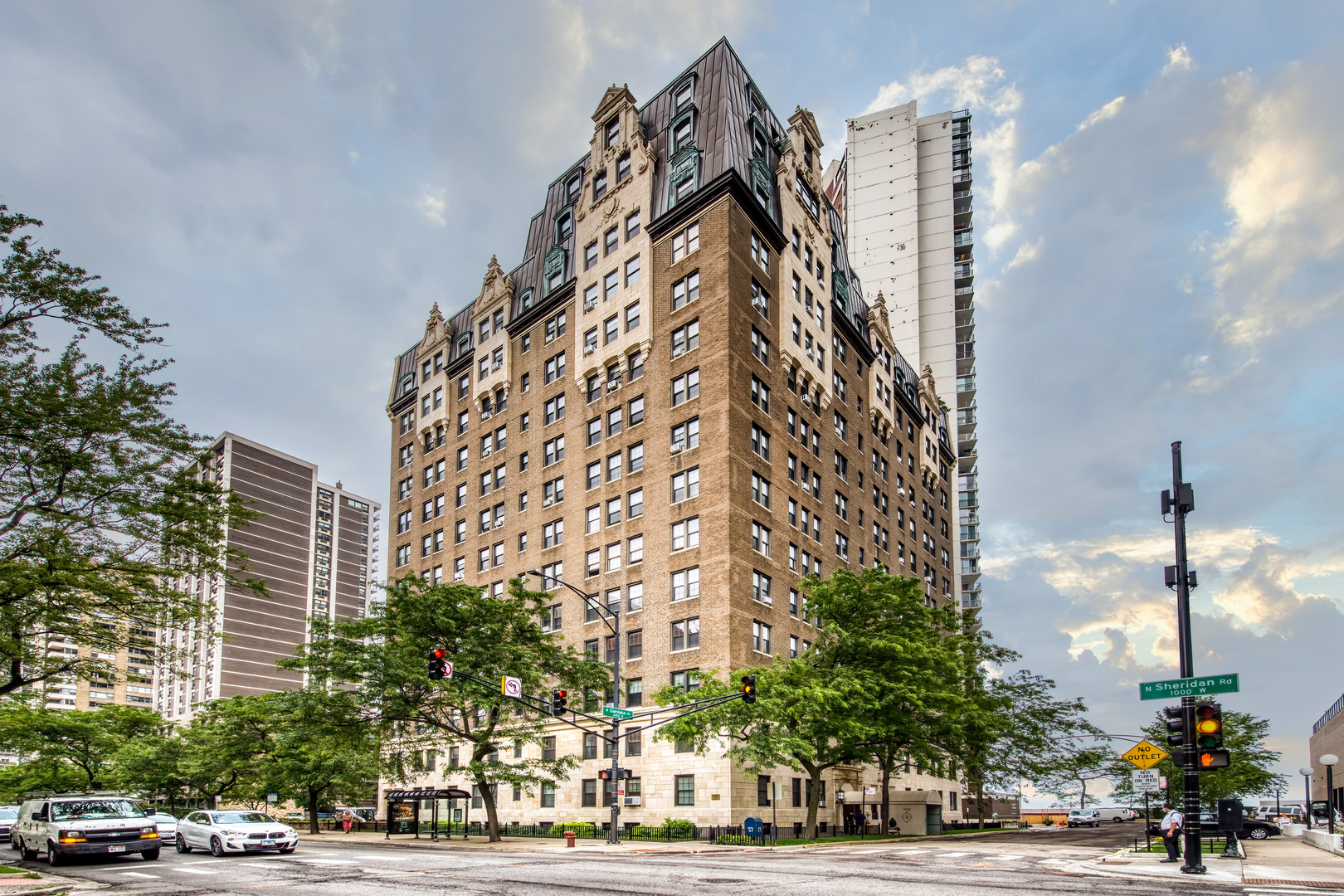 1st image of 6101 N Sheridan Rd, Chicago, IL 60660