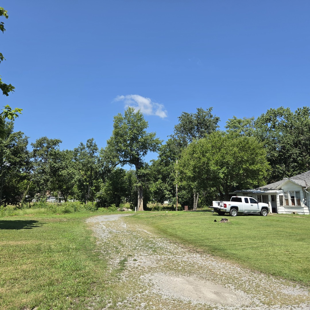 5th image of 205 N Stuyvesant St, Benton, IL 62812 | MLS# 12707623