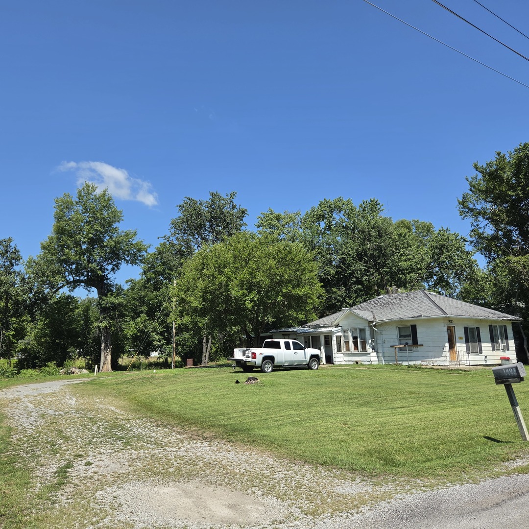8th image of 205 N Stuyvesant St, Benton, IL 62812 | MLS# 12707623