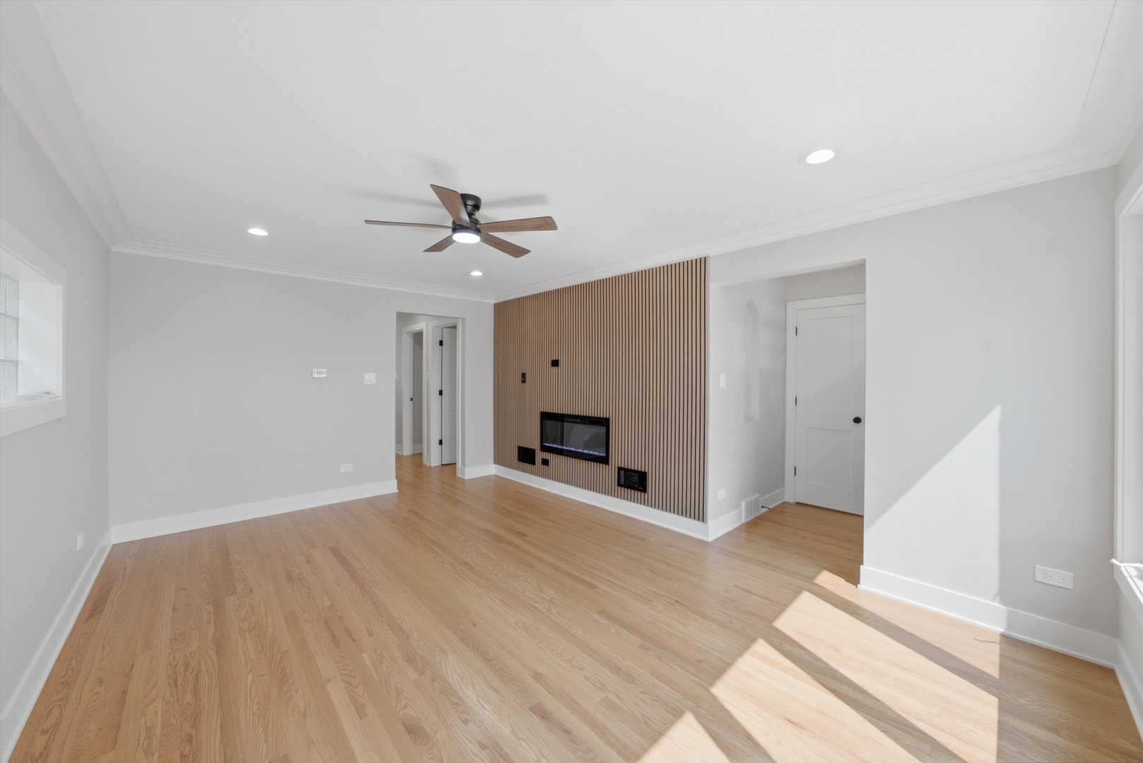 Homes for sale in Chicago, IL | 5750 S Oak Park Ave, Chicago, IL 60638 | MLS# 12707640